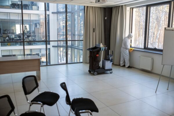 Nettoyage professionnel des salles de réunion à Paris par PN Line